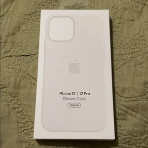 iPhone 12 / 12 pro white case